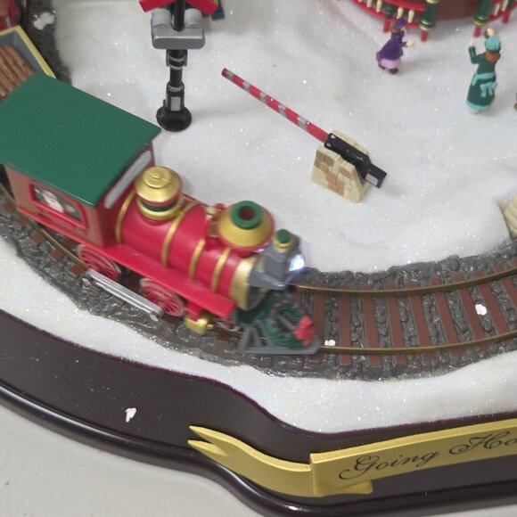Vintage Mr. Christmas Train Set “Going Home for the Holidays” Working - Picture 6 of 13
